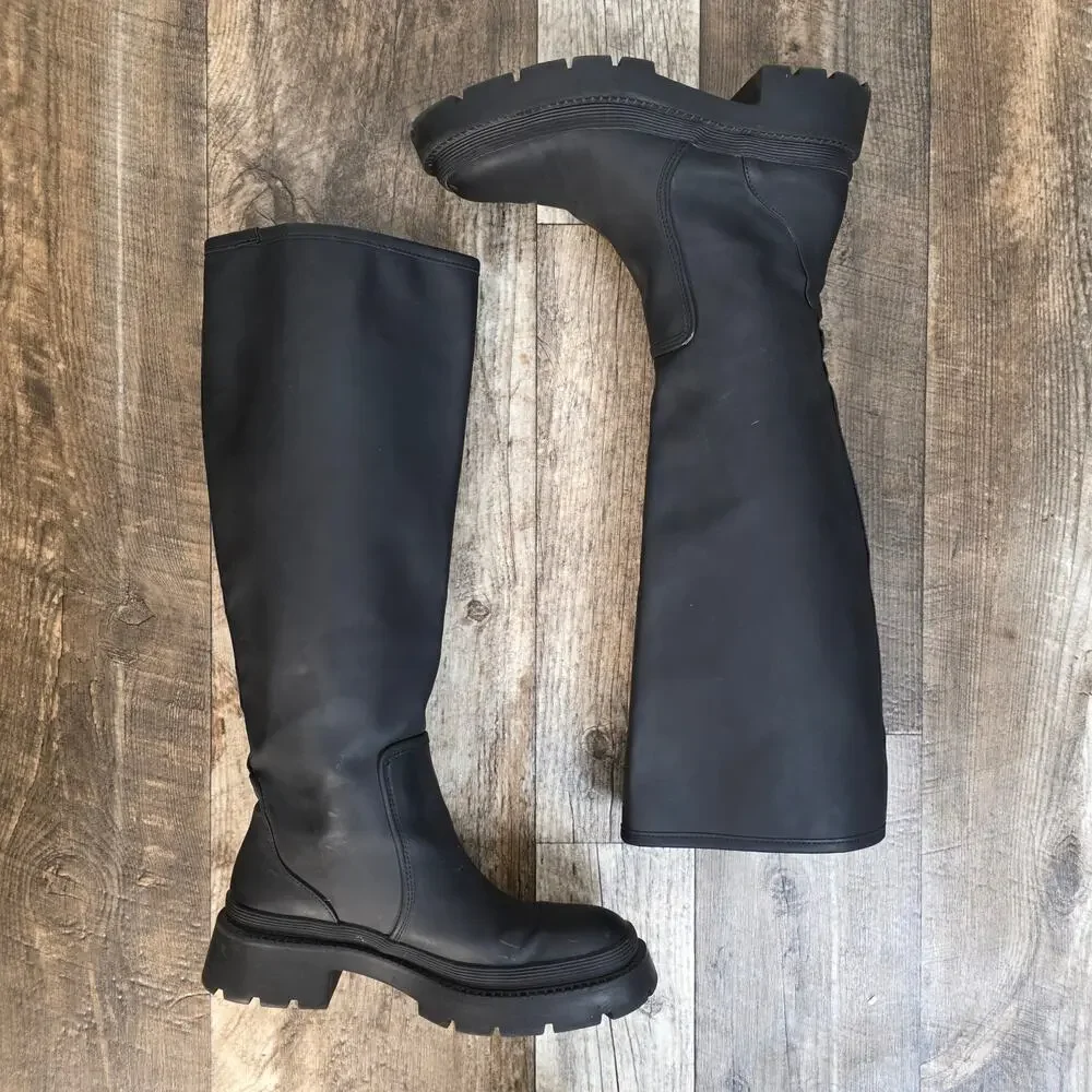 Zara Blogger Favorite Knee High Boots Chunky Platform Lug Sole Size 41 Rain